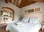 Luxury 7 bedroom holiday villa with private pool in Tuscany Italy (PV1534-2)