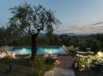 Luxury 7 bedroom holiday villa with private pool in Tuscany Italy (PV1534-2)