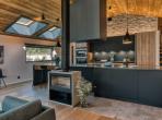 Contemporary Alpine Retreat with Panoramic Mont Blanc Views & Outdoor Jacuzzi (CHAMX101GN)