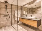 Contemporary Alpine Retreat with Panoramic Mont Blanc Views & Outdoor Jacuzzi (CHAMX101GN)