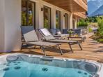 Contemporary Alpine Retreat with Panoramic Mont Blanc Views & Outdoor Jacuzzi (CHAMX101GN)