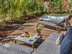 Contemporary Alpine Retreat with Panoramic Mont Blanc Views & Outdoor Jacuzzi (CHAMX101GN)