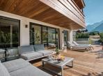 Cosy Nordic hideaway with Jacuzzi and Mont Blanc views. (CHAMX102)