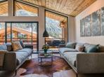 Cosy Nordic hideaway with Jacuzzi and Mont Blanc views. (CHAMX102)