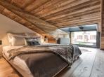 Modern Mountain Escape in Chamonix with Outdoor Jacuzzi & Ski Access (CHAMX103GN)