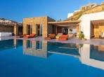 Luxury 6 bedroom holiday villa with private pool in Mykonos Greece (PV2587)