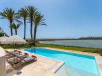 Luxury 4 bedroom holiday villa with private pool in Algarve Portugal (PV3008)