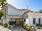 Luxury 3 bedroom holiday villa with private pool in Algarve Portugal (PV3010)
