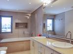 Luxury 6 bedroom holiday villa with private pool in Algarve Portugal (PV3013)