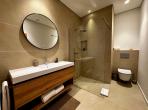 Luxury 4 bedroom holiday villa with private pool in Algarve Portugal (PV3014)