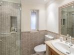 Luxury 3 bedroom holiday villa with private pool in Algarve Portugal (PV3010)