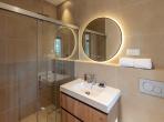 Luxury 4 bedroom holiday villa with private pool in Algarve Portugal (PV3014)