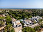 Luxury 4 bedroom holiday villa with private pool in Algarve Portugal (PV3014)