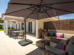 Luxury 4 bedroom holiday villa with private pool in Algarve Portugal (PV3015)