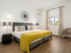 Luxury 4 bedroom holiday villa with private pool in Algarve Portugal (PV3016)