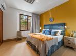 Luxury 5 bedroom holiday villa with private pool in Algarve Portugal (PV3008)