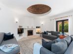Luxury 4 bedroom holiday villa with private pool in Algarve Portugal (PV3018)
