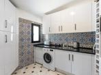 Luxury 4 bedroom holiday villa with private pool in Algarve Portugal (PV3018)