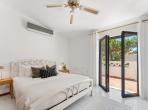 Luxury 4 bedroom holiday villa with private pool in Algarve Portugal (PV3018)
