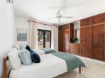 Luxury 4 bedroom holiday villa with private pool in Algarve Portugal (PV3018)