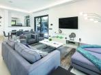 Luxury 3 bedroom holiday villa with private pool in Algarve Portugal (PV2647)