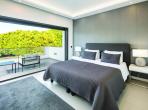 Luxury 3 bedroom holiday villa with private pool in Algarve Portugal (PV2647)