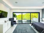 Luxury 3 bedroom holiday villa with private pool in Algarve Portugal (PV2647)