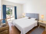 Luxury 4 bedroom holiday villa with private pool in Algarve Portugal (PV963)