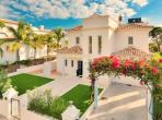 Luxury 4 bedroom holiday villa with private pool in Algarve Portugal (PV3020)