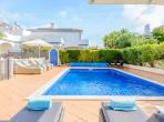 Luxury 4 bedroom holiday villa with private pool in Algarve Portugal (PV3020)