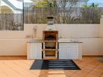 Luxury 4 bedroom holiday villa with private pool in Algarve Portugal (PV3020)