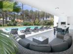 Luxury 4 bedroom holiday villa with private pool in Lisbon & coast Portugal (PV3021)