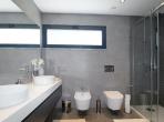 Luxury 4 bedroom holiday villa with private pool in Lisbon & coast Portugal (PV3021)