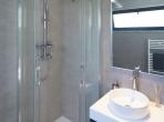 Luxury 4 bedroom holiday villa with private pool in Lisbon & coast Portugal (PV3021)