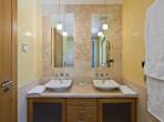 Luxury 6 bedroom holiday villa with private pool in Algarve Portugal (PORTU141PV)