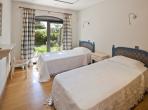 Luxury 6 bedroom holiday villa with private pool in Algarve Portugal (PORTU141PV)
