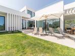 Luxury 4 bedroom holiday villa with private pool in Lisbon & coast Portugal (PV3023)