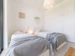 Luxury 4 bedroom holiday villa with private pool in Lisbon & coast Portugal (PV3023)