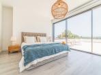 Luxury 4 bedroom holiday villa with private pool in Lisbon & coast Portugal (PV3023)