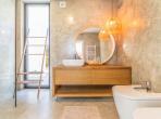 Luxury 4 bedroom holiday villa with private pool in Lisbon & coast Portugal (PV3023)