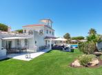 Luxury 6 bedroom holiday villa with private pool in Algarve Portugal (PV3025)