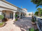 Luxury 6 bedroom holiday villa with private pool in Algarve Portugal (PV3025)