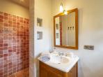 Luxury 4 bedroom holiday villa with private pool in Cote d'Azur France (PV3026)