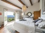 Luxury 4 bedroom holiday villa with private pool in Cote d'Azur France (PV3026)
