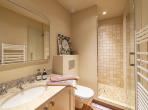 Luxury 4 bedroom holiday villa with private pool in Cote d'Azur France (PV3026)