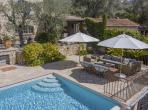 Luxury 4 bedroom holiday villa with private pool in Cote d'Azur France (PV3026)