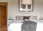 Luxury 4 bedroom holiday villa with private pool in Cote d'Azur France (PV3026)