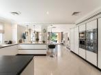 Luxury 6 bedroom holiday villa with private pool in Algarve Portugal (PV3027)