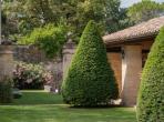 Magnificent XVIth century château. Saltwater pool. Walking distance to shops etc. 6 bedrooms to sleep 12 guests (UZES118GN)