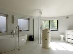 Contemporary villa with exotic garden, pool and jacuzzi. 5 bedrooms to sleep 11 (MONT194GN)